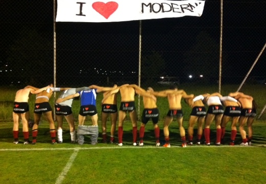 I Love Moderna 05