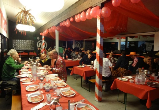 tutti a cena 003