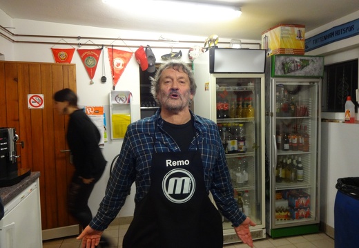 tutti a cena 036