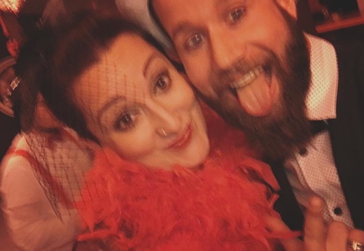Burlesque fb (1)