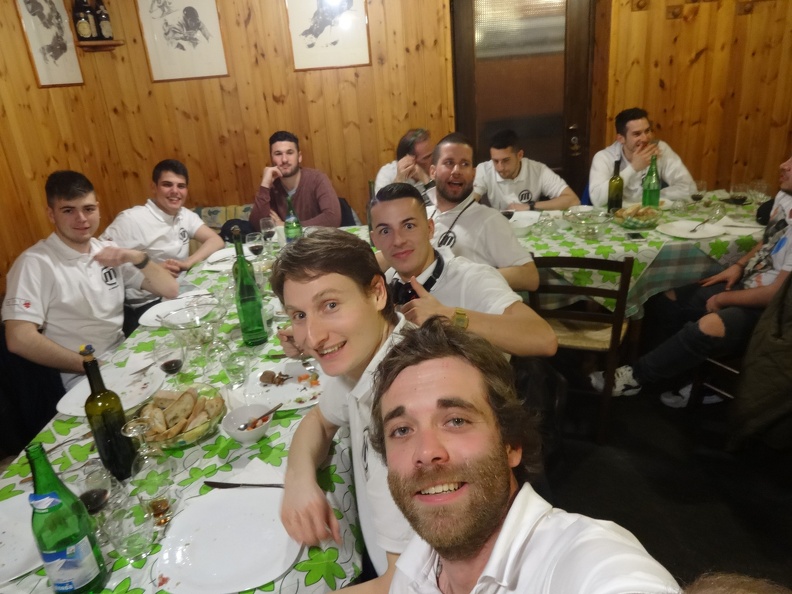 10.03 Buglio cena (14).JPG