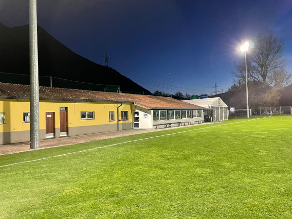Campo da calcio - Vista laterale